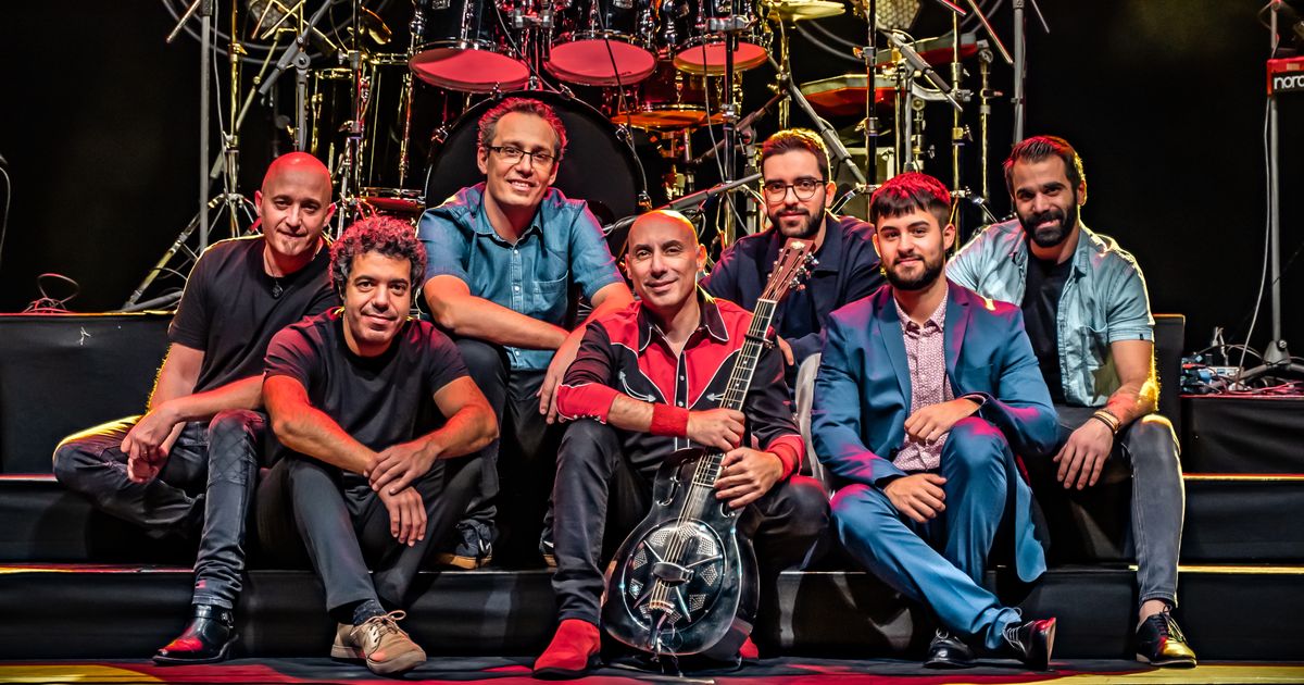 DIRE STRAITS - 50 JAAR - Brothers in band